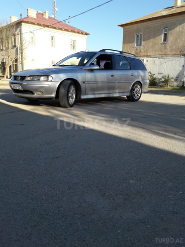 Opel Vectra 2000, 325,000 km - 1.8 л - Bakı