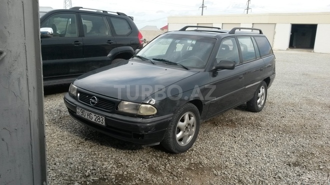 Opel Astra 1996, 324,050 km - 1.6 l - Bakı