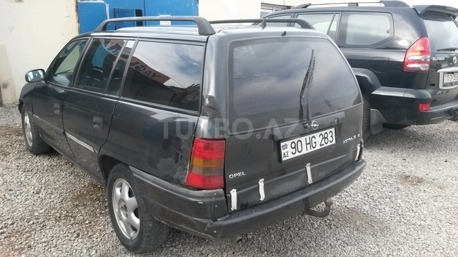 Opel Astra 1996, 324,050 km - 1.6 l - Bakı