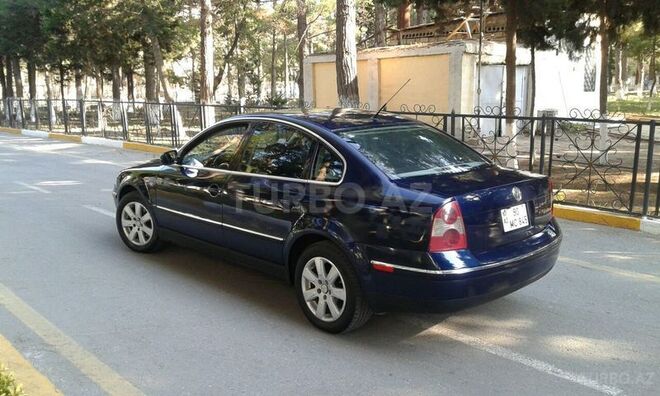 Volkswagen Passat 2003, 240,000 km - 1.8 l - Sumqayıt