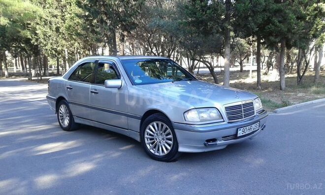 Mercedes C 230 1999, 240,000 km - 2.3 l - Sumqayıt