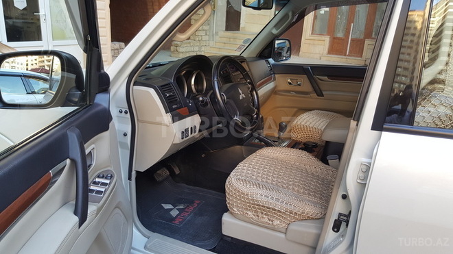 Mitsubishi Pajero 2008, 88,000 km - 3.0 l - Bakı