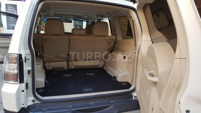 Mitsubishi Pajero 2008, 88,000 km - 3.0 l - Bakı