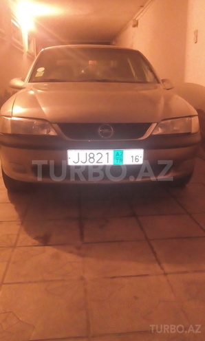 Opel Vectra 1996, 280,000 km - 1.6 l - Gəncə