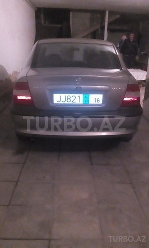 Opel Vectra 1996, 280,000 km - 1.6 l - Gəncə