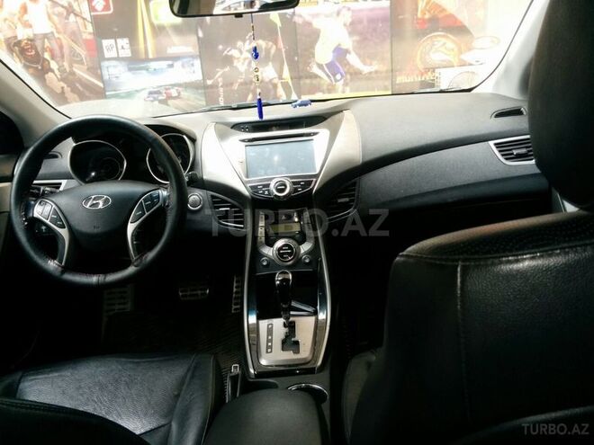 Hyundai Elantra 2013, 90,000 km - 0.2 л - Bakı