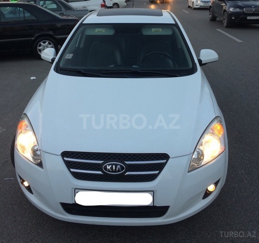 Kia Ceed 2010, 125,000 km - 2.0 l - Bakı