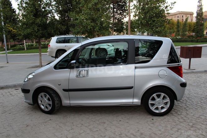 Peugeot  2006, 98,000 km - 1.4 л - Bakı