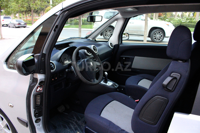Peugeot  2006, 98,000 km - 1.4 л - Bakı