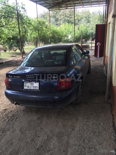 Audi A4 1997, 25,000 km - 1.8 л - Bakı