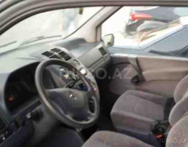 Mercedes Vito 1999, 275,000 km - 2.8 l - Bakı