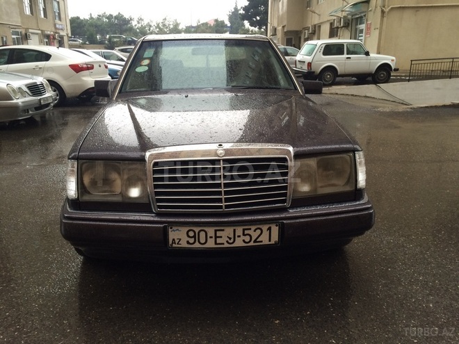 Mercedes E 200 1991, 251,041 km - 2.0 l - Bakı