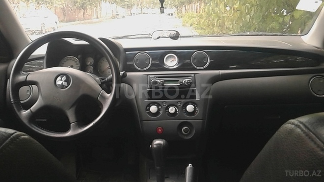 Mitsubishi Outlander 2003, 149,000 km - 2.4 l - Gəncə