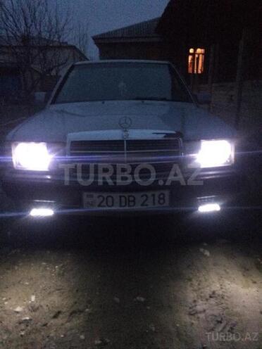 Mercedes 190 1992, 170,000 km - 2.0 l - İsmayıllı