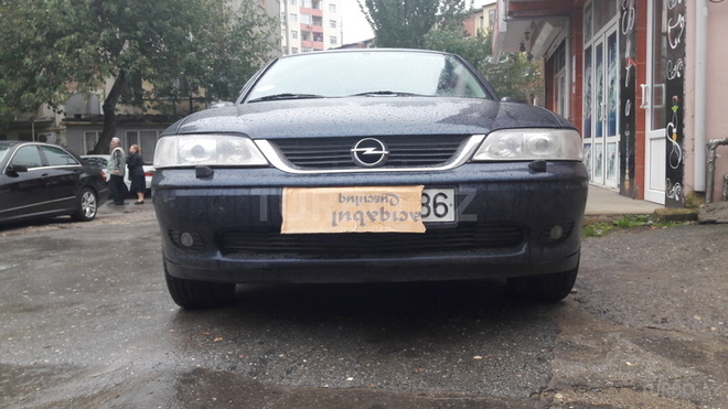 Opel Vectra 1999, 178,000 km - 1.6 l - Bakı