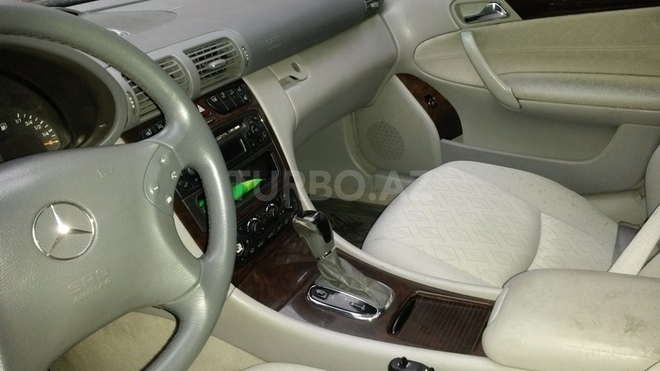 Mercedes C 180 2003, 160,000 km - 1.8 l - Bakı