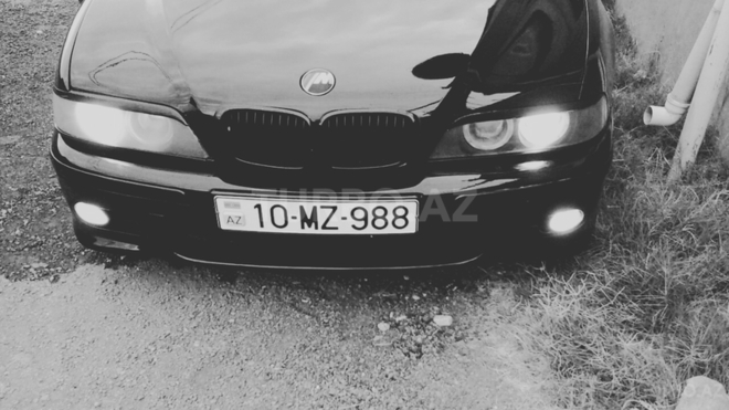 BMW 528 1997, 295,000 km - 2.8 l - Bakı