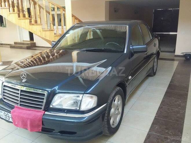 Mercedes C 240 2000, 240,000 km - 2.4 l - Bakı