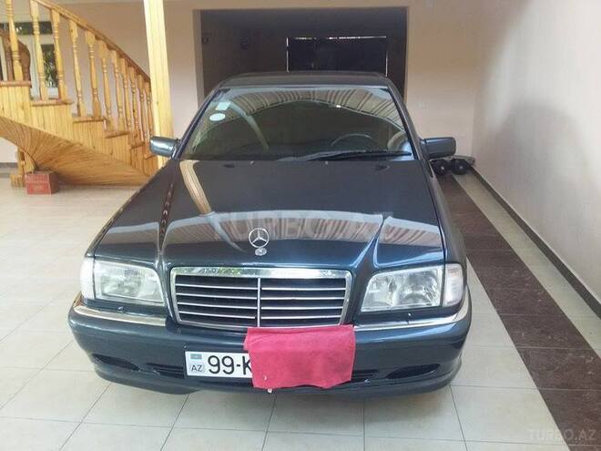 Mercedes C 240 2000, 240,000 km - 2.4 l - Bakı