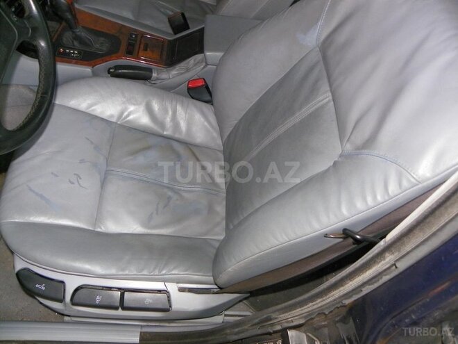BMW 528 1997, 295,000 km - 2.8 l - Bakı