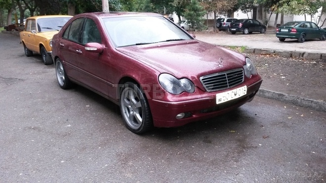 Mercedes C 180 2003, 160,000 km - 1.8 l - Bakı