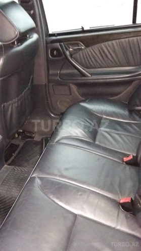 Mercedes E 270 2001, 4,003,100 km - 2.7 l - Sumqayıt