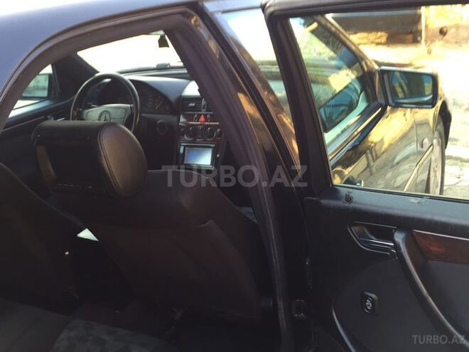 Mercedes C 200 1999, 223,000 km - 2.0 l - Bakı