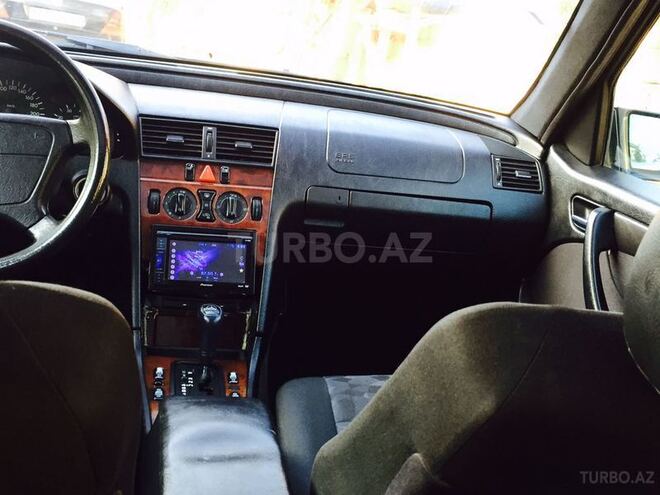 Mercedes C 200 1999, 223,000 km - 2.0 l - Bakı