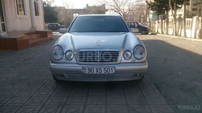 Mercedes E 280 1998, 299,000 km - 2.8 л - Bakı