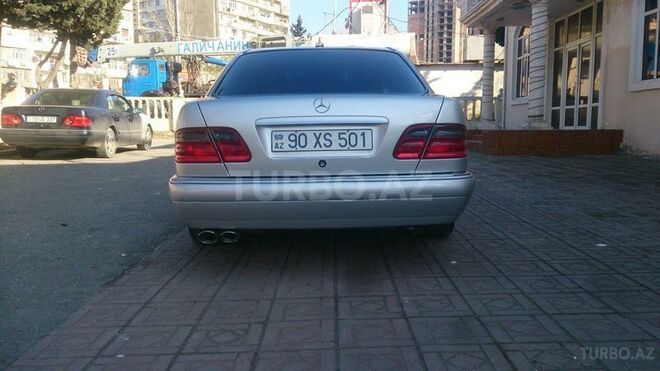 Mercedes E 280 1998, 299,000 km - 2.8 л - Bakı