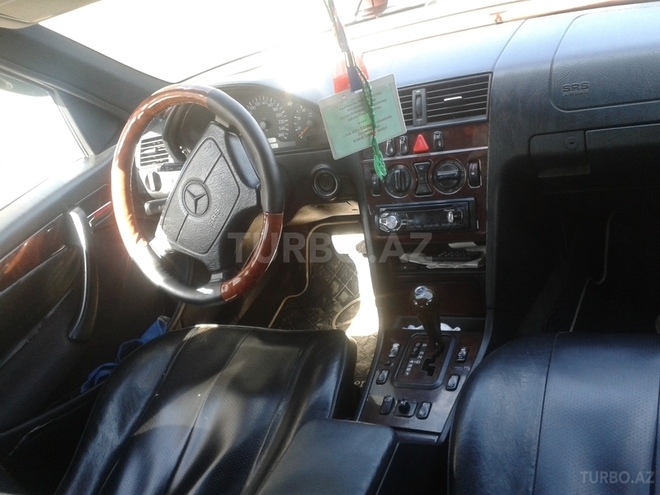 Mercedes C 240 1998, 2,599 km - 2.4 л - Bakı