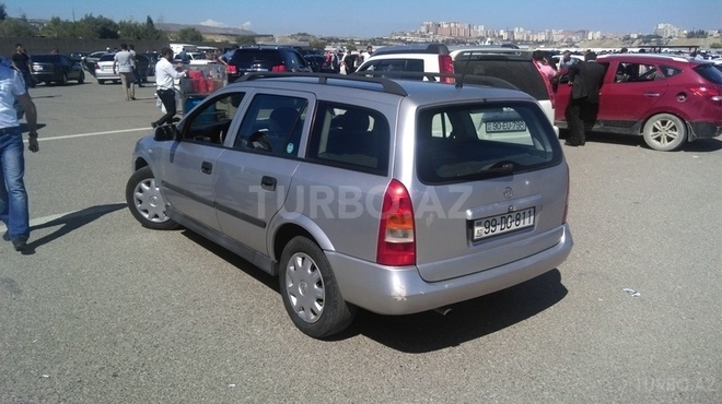 Opel Astra 1998, 260,000 km - 1.6 l - Bakı