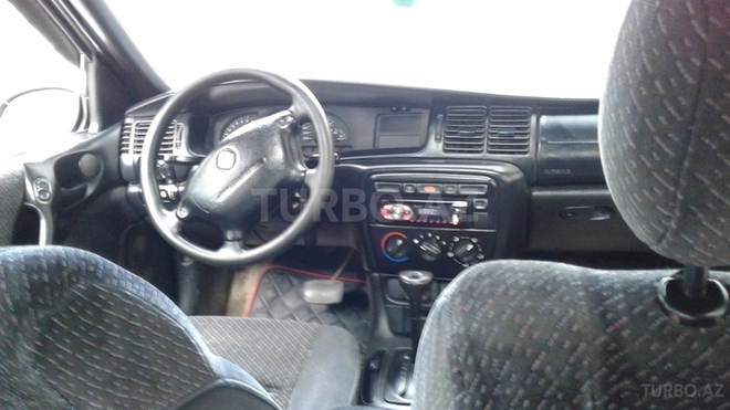 Opel Vectra 1996, 220,000 km - 1.8 л - Sumqayıt