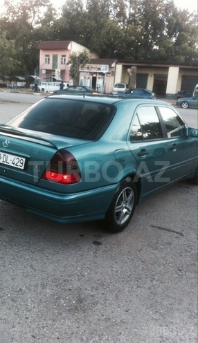 Mercedes C 180 1998, 250,000 km - 0.2 л - Xudat