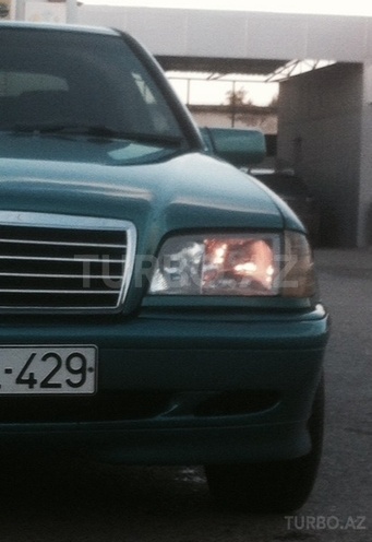 Mercedes C 180 1998, 250,000 km - 0.2 л - Xudat