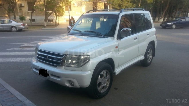 Mitsubishi Pajero io 2000, 190,000 km - 2.0 l - Sumqayıt