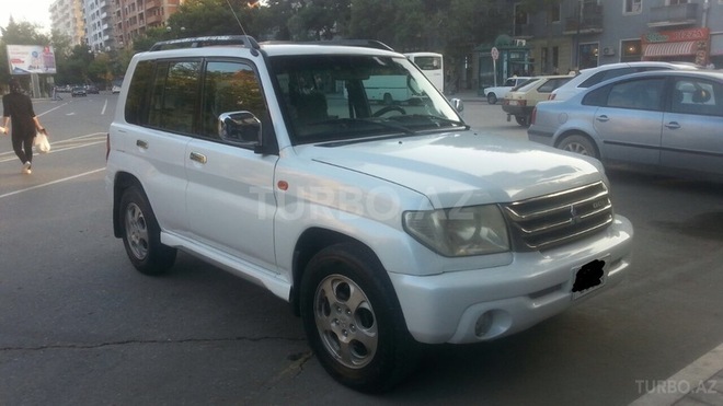 Mitsubishi Pajero io 2000, 190,000 km - 2.0 l - Sumqayıt