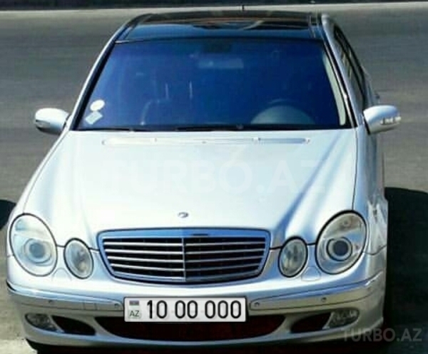 Mercedes E 320 2004, 144,000 km - 3.2 l - Bakı