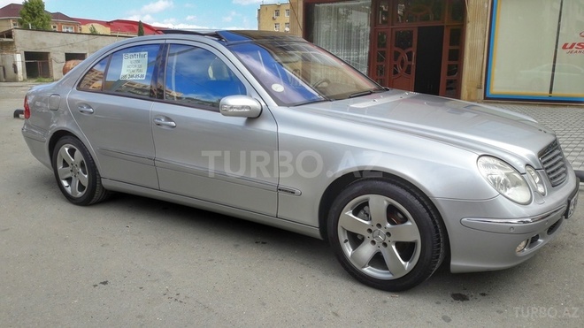 Mercedes E 320 2004, 144,000 km - 3.2 l - Bakı