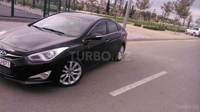 Hyundai i40 2012, 124,144 km - 2.0 l - Bakı