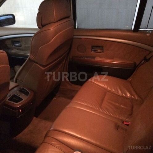 BMW 745 2001, 186,000 km - 4.4 l - Bakı