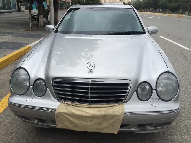 Mercedes E 240 2000, 217,500 km - 2.4 l - Sumqayıt