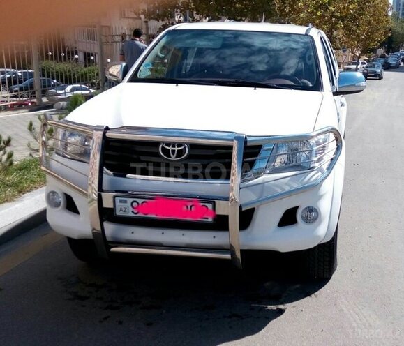Toyota Hilux 2012, 51,800 km - 2.5 l - Bakı