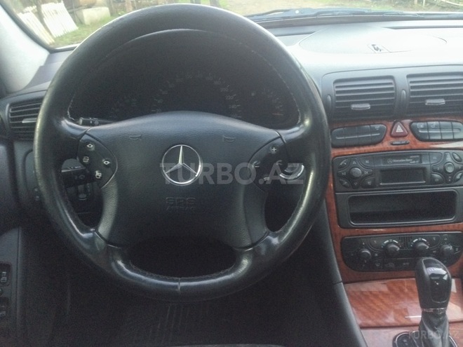 Mercedes C 220 2000, 370,000 km - 2.2 л - Lənkəran