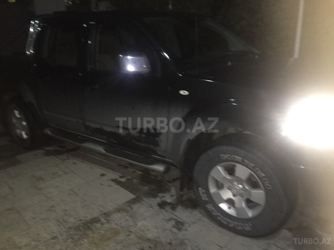 Nissan Navara 2013, 102,000 km - 2.5 l - Bakı