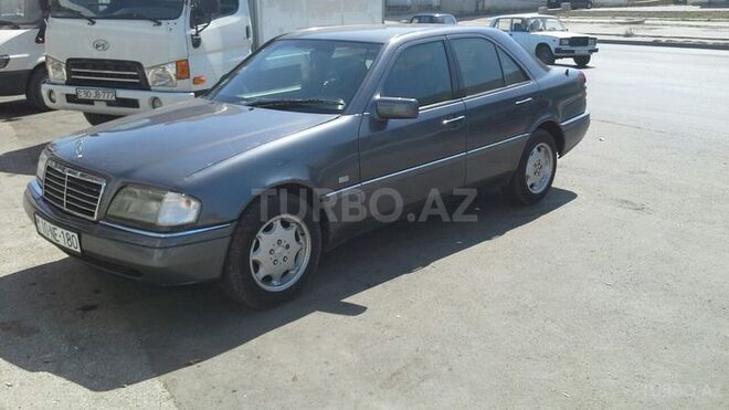 Mercedes C 180 1995, 370,000 km - 1.8 л - Bakı