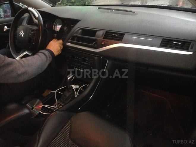 Citroen C5 2013, 55,000 km - 1.6 l - Bakı