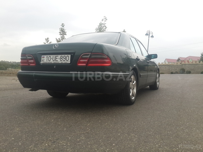 Mercedes E 320 1996, 289,000 km - 3.2 л - Bakı