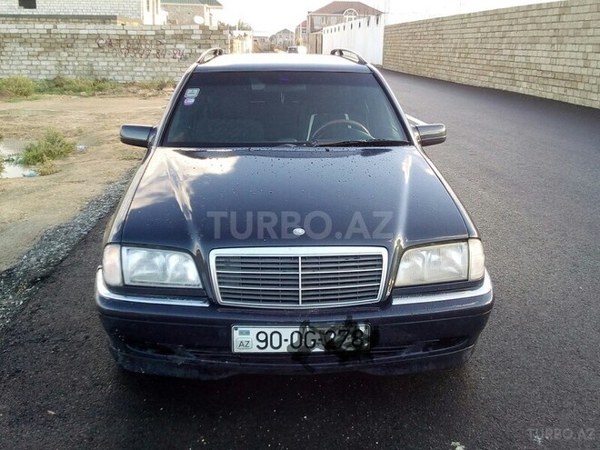 Mercedes C 220 1999, 212,000 km - 2.2 l - Bakı