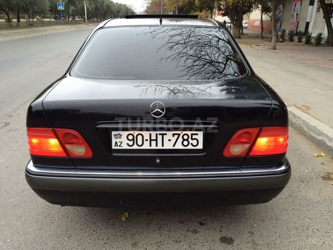 Mercedes E 240 1998, 285,000 km - 2.4 l - Bakı